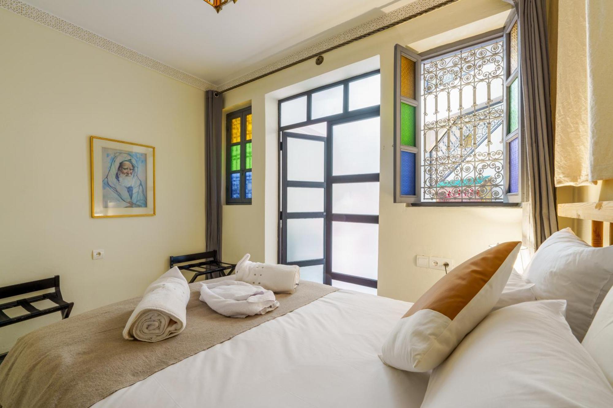 Riad 4 Chambres - Piscine & Petit Dejeuner Gratuit - Wifi Fibre Optique Marakeş Dış mekan fotoğraf
