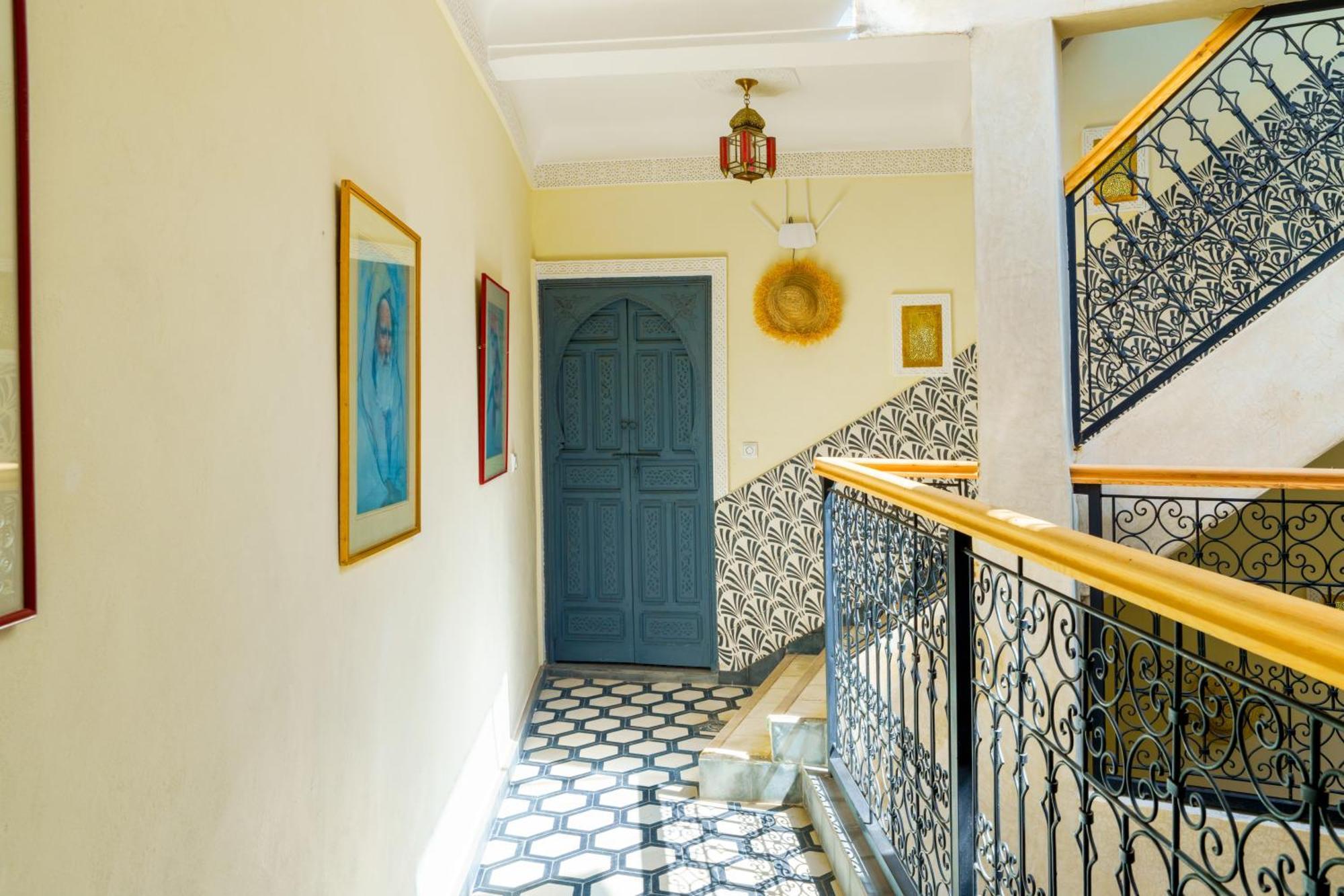 Riad 4 Chambres - Piscine & Petit Dejeuner Gratuit - Wifi Fibre Optique Marakeş Dış mekan fotoğraf