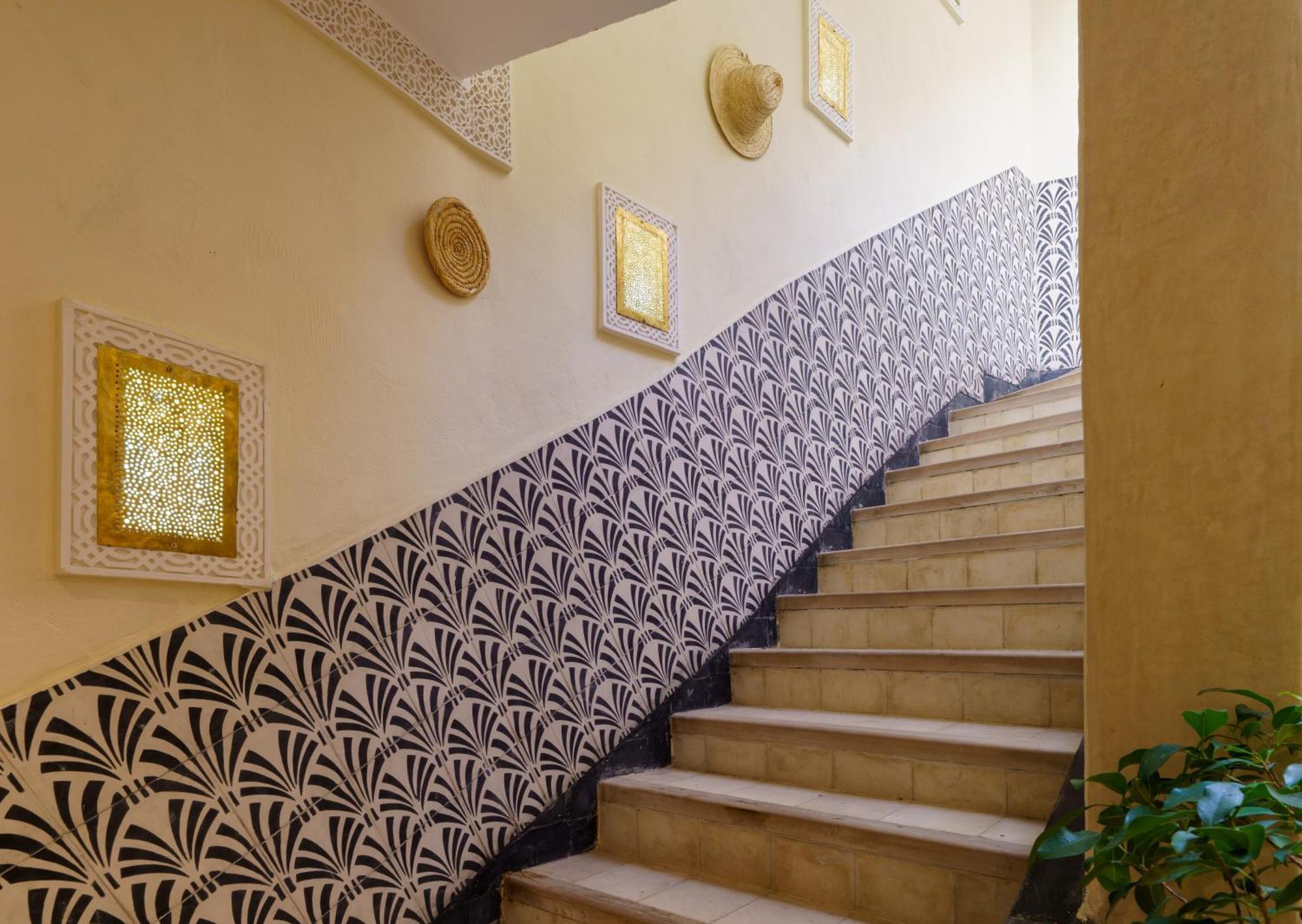 Riad 4 Chambres - Piscine & Petit Dejeuner Gratuit - Wifi Fibre Optique Marakeş Dış mekan fotoğraf